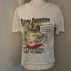 Zara Trafaluc Earth Invasion Short Sleeve Graphic Tee S NEW Sustainable Boho